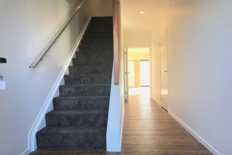 Photo of property in 59 Hayfield Way, Karaka, Papakura, 2113