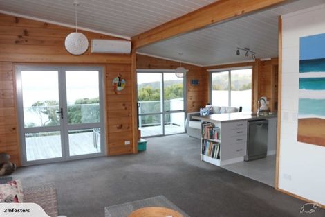 Photo of property in 79 Clinton Road, Tawharanui Peninsula, Warkworth, 0986