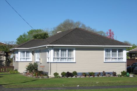Photo of property in 72 Hakanoa Street, Huntly, 3700