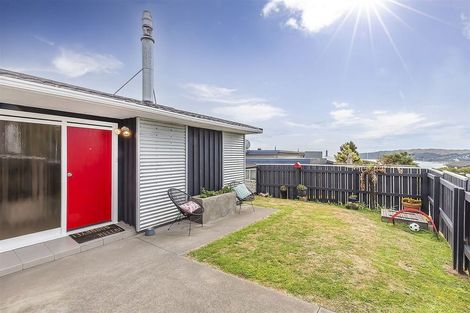 Photo of property in 42 Eskdale Road, Papakowhai, Porirua, 5024