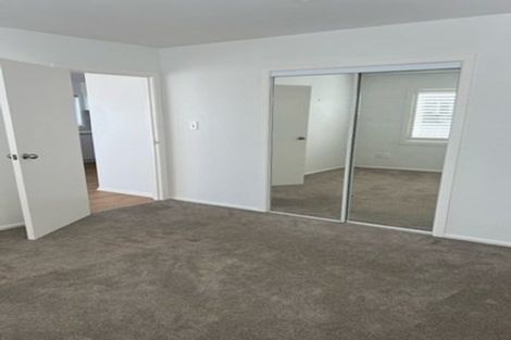 Photo of property in 1/241 Hurstmere Road, Takapuna, Auckland, 0622