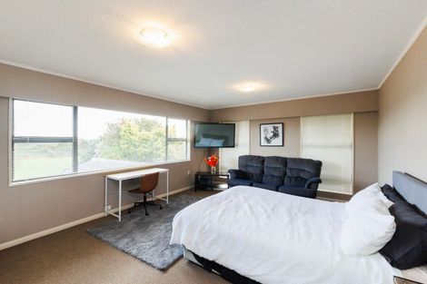 Photo of property in 50 Kentucky Way, Awapuni, Palmerston North, 4412