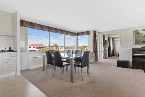 Photo of property in 75 Pitau Road, Mount Maunganui, 3116