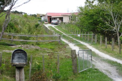 Photo of property in 5332 Kaipara Coast Highway, Wellsford, 0972