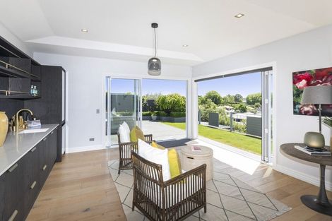 Photo of property in 6 Rushden Rise, Westmorland, Christchurch, 8025