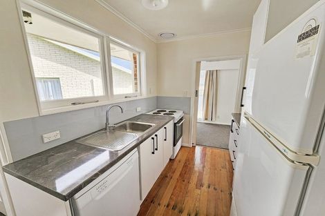 Photo of property in 10 Amberley Grove, Hutt Central, Lower Hutt, 5010