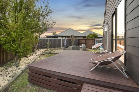 Photo of property in 10 Shire Lane, Woolston, Christchurch, 8062