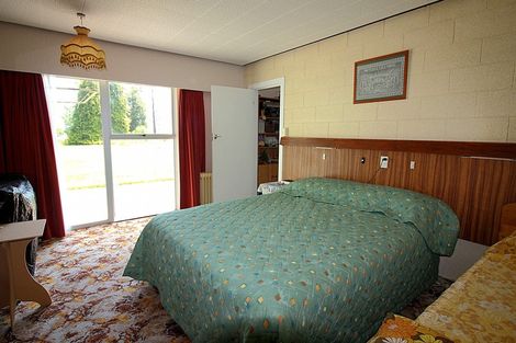 Photo of property in 15 Burnby Place, Te Anau, 9679