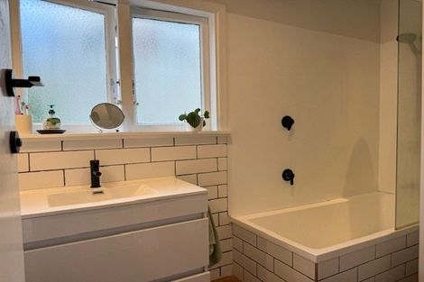 Photo of property in 17a Humber Crescent, Gate Pa, Tauranga, 3112