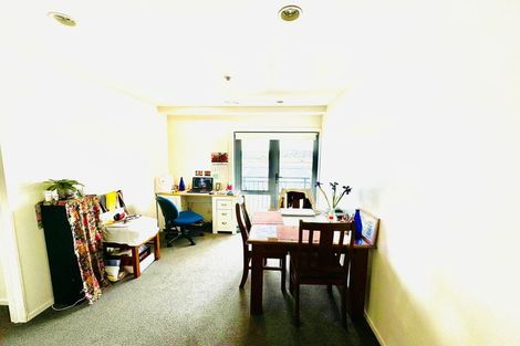 Photo of property in 4s/10 Crown Lynn Place, New Lynn, Auckland, 0600