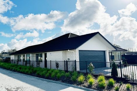 Photo of property in 26 Milldale Drive, Wainui, 0932