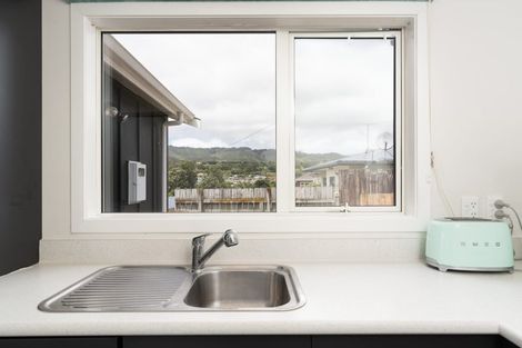 Photo of property in 17a The Drive, Tawa, Wellington, 5028