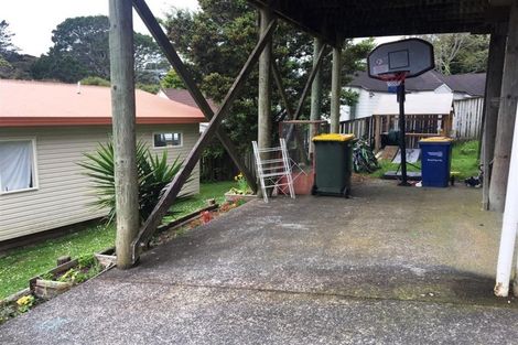 Photo of property in 66 Spinella Drive, Bayview, Auckland, 0629