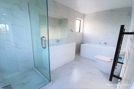 Photo of property in 49a Prince Regent Drive, Half Moon Bay, Auckland, 2012