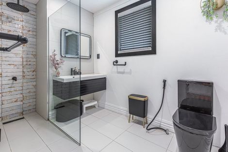 Photo of property in 3 Springhill Lane, Sunnyvale, Auckland, 0612