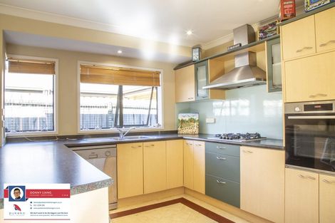Photo of property in 20 Sunvista Avenue, Oteha, Auckland, 0632