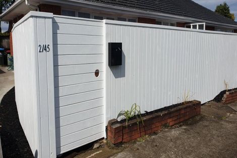 Photo of property in 2/45 Rawhiti Road, One Tree Hill, Auckland, 1061