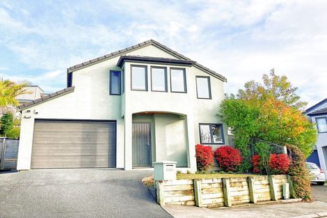 Photo of property in 11/64 Schnapper Rock Road, Schnapper Rock, Auckland, 0632