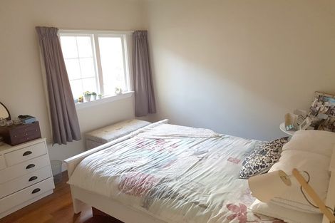 Photo of property in 29 Onewa Road, Northcote, Auckland, 0627