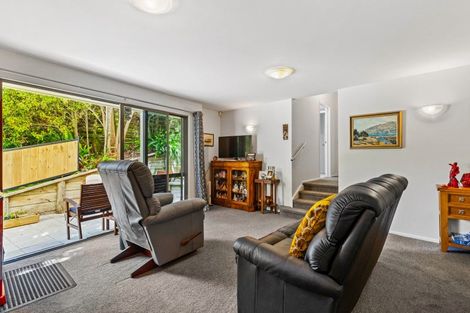 Photo of property in 2/25 Auld Street, Torbay, Auckland, 0630
