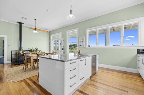 Photo of property in 79 Lincoln Road East, Everett Park, Inglewood, 4389