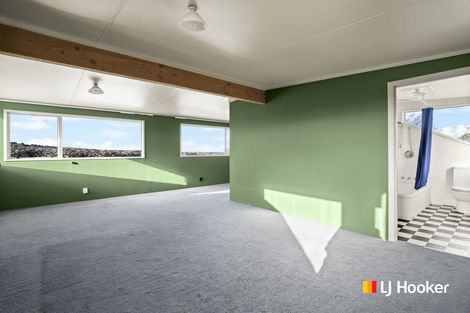 Photo of property in 34 Elm Row, Dunedin Central, Dunedin, 9016