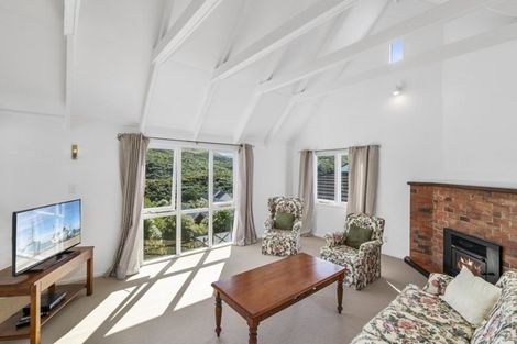 Photo of property in 11 Haast Close, Kelson, Lower Hutt, 5010