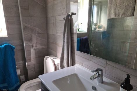 Photo of property in Fountain Court, 3/48 Oriental Parade, Oriental Bay, Wellington, 6011