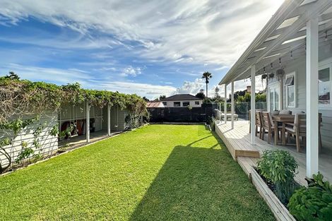 Photo of property in 18 Wairakei Street, Greenlane, Auckland, 1051