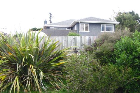 Photo of property in 3 Coach Road, Fairfield, Dunedin, 9018