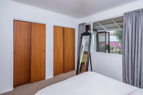 Photo of property in 10b Cypress Grove, Paraparaumu, 5032