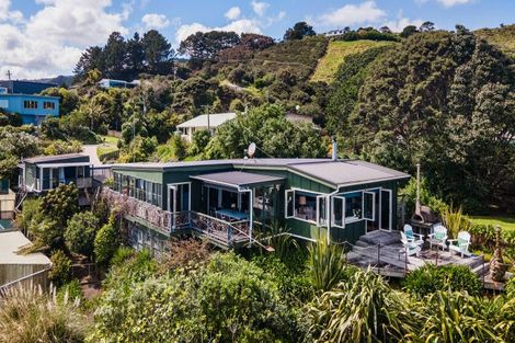 Photo of property in 40 Tuakau Bridge-port Waikato Road, Port Waikato, Tuakau, 2695