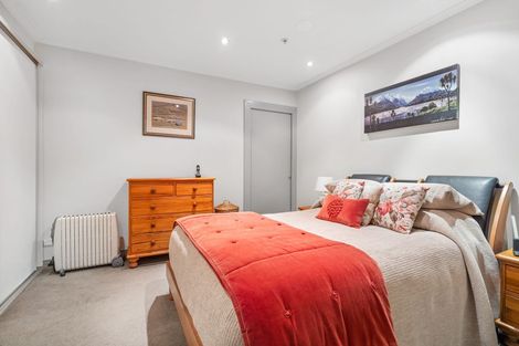 Photo of property in Cooks Apartments, Gg/24 James Cook Crescent, Remuera, Auckland, 1050