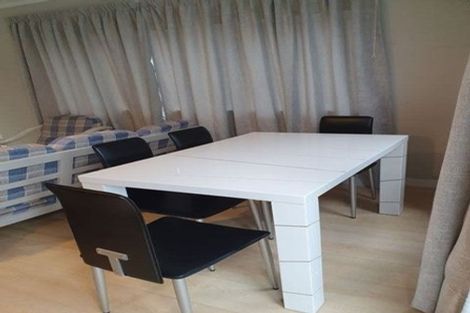 Photo of property in 323 Rangatira Road, Beach Haven, Auckland, 0626