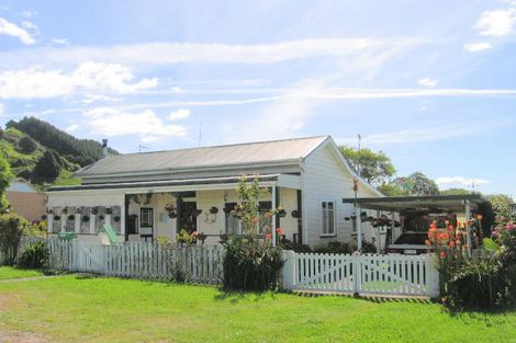 Photo of property in 1 Nikau Street, Manunui, Taumarunui, 3924