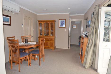 Photo of property in 32 Joseph Street, Waverley, Invercargill, 9810