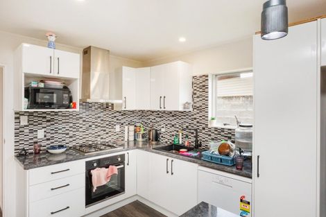 Photo of property in 23a Rhodes Drive, Kelvin Grove, Palmerston North, 4414