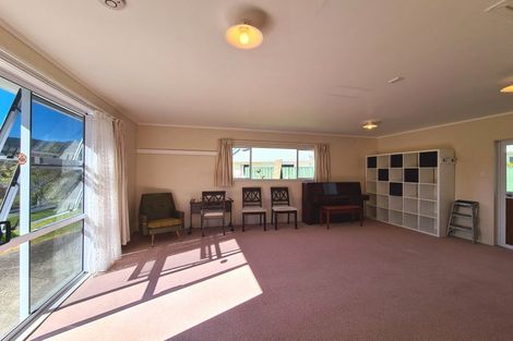 Photo of property in 1 Allman Drive, Coromandel, 3506