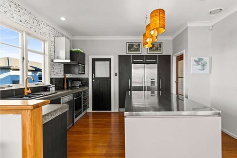 Photo of property in 236 Kennedy Road, Onekawa, Napier, 4110