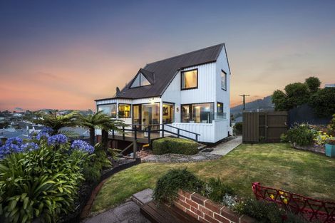 Photo of property in 7 Magnetic Street, Port Chalmers, 9023