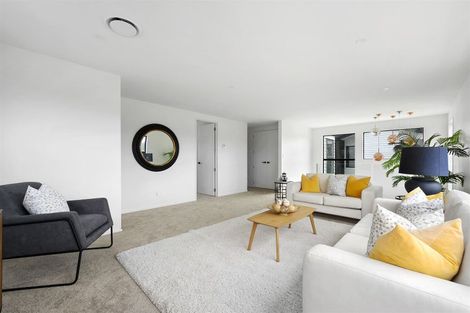 Photo of property in 7/5 Lemon Grove Lane, Greenhithe, Auckland, 0632