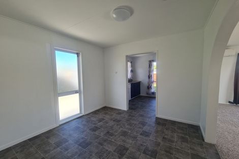 Photo of property in 38 Strathmore Avenue, Levin, 5510