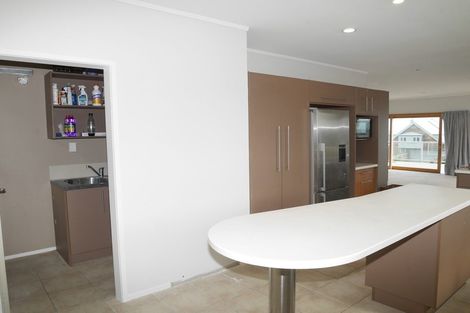 Photo of property in 13 Groves Road, Raumati Beach, Paraparaumu, 5032