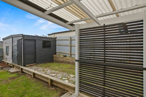 Photo of property in 15 Oleander Place, Bell Block, New Plymouth, 4312