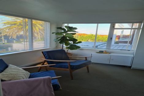 Photo of property in 34 Williamson Avenue, Belmont, Auckland, 0622