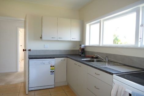 Photo of property in 5 Titiro Moana Road, Korokoro, Lower Hutt, 5012