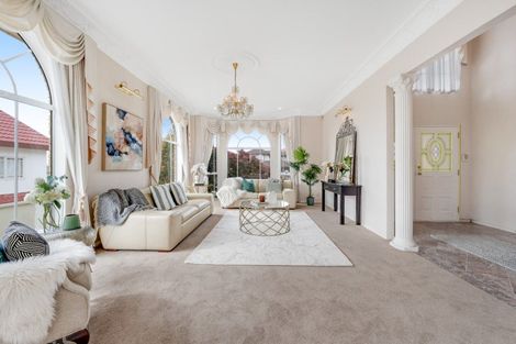 Photo of property in 35 Mccahill Views, Botany Downs, Auckland, 2010