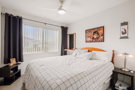 Photo of property in 410/11 Kamahi Crescent, Papamoa Beach, Papamoa, 3118