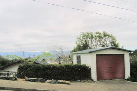 Photo of property in 15 Moffitt Street, Vogeltown, Wellington, 6021