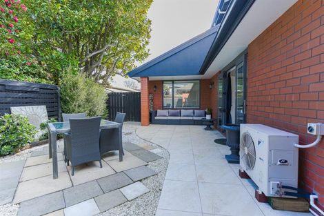 Photo of property in 26a Crofton Road, Harewood, Christchurch, 8051